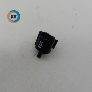 Sensor suhu lingkungan udara langsung dari pabrik cocok untuk aksen 2006-2012 Nexo 2019-2020 96985-3X000 96985-2D000 - Product Image 2