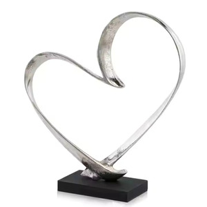 Regalos de escultura de Metal Adornos pulidos brillantes Decoraciones DE BODA nórdicas Mesa de salón Artículos decorativos - Product Image 3