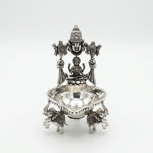 Idole de temple artisanale Lakshmi Deepa, finition antique, en argent pur, pour culte spirituel, décoration religieuse et d'intérieur, monuments en argent pur - Product Image 1