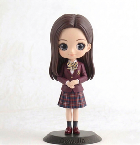 Statuetta in PVC Personalizzata di Ragazza da Spiaggia, Figurina Cartoon Intelligente con Cappello per Regali Promozionali, Produzione Cinese - Product Image 3
