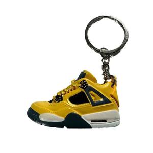 กล่องใส่รองเท้ารุ่น <span class=keywords><strong>AJ4</strong></span> สำหรับ 4 คู่ พร้อมพวงกุญแจรูปรองเท้าบาสเก็ตบอลสุดเทรนดี้ รุ่น 2548RTEF - Product Image 1