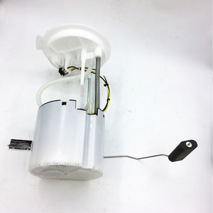 Conjunto de Bomba de Combustible para <span class=keywords><strong>XC40</strong></span> <span class=keywords><strong>B4</strong></span> 2.0L 2017-2023 32139300 32139299 A2C39264800 Bomba de Combustible Eléctrica en el Tanque Reemplazo de Bomba de Combustible - Product Image 4