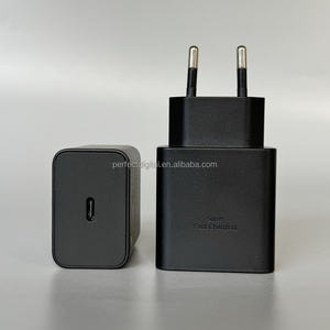 2025 meilleure vente T4511 45W Pd adaptateur EU UK adaptateur <span class=keywords><strong>de</strong></span> voyage téléphone portable <span class=keywords><strong>chargeur</strong></span> rapide pour <span class=keywords><strong>Samsung</strong></span> galaxy S25 Ultra S24 S23 - Product Image 3