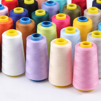 Fil à coudre en polyester filé 40/2, 1250 couleurs, bobine de 3000/5000 yards, haute résistance des couleurs, pour grossistes