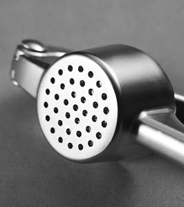 Presse-ail manuelle en zinc de haute qualité Syh358 pour cuisine, accessoire de cuisine, broyeur de gingembre en gros - Product Image 6