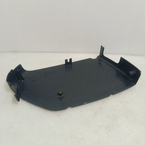 Couvercle inférieur de la boîte de commande d'excavatrice Hyundai 71M9-21011, pièce en plastique pour HX145 HX130 - Product Image 4