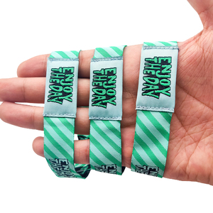 Pulsera de tela NFC de nuevo estilo personalizada, pulsera RFID dorada de 13,56 MHz para moda y encanto para eventos deportivos - Product Image 6