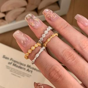 Anillo Vintage de Plata de Ley S925 con Diseño Circular en Forma de Gota, Incrustaciones de Alta Gama con Tecnología de Incrustación de Lujo - Product Image 3