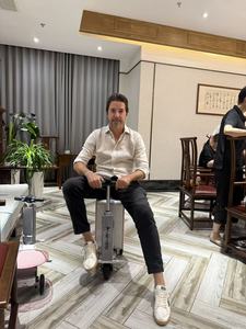 Modern Aluminum Frame Rideable <b>Suitcase</b> 30L 18KM Range Motorized Scooter Luggage With USB for Business Travel 410-240-560 2-in-1 - Product Image 3