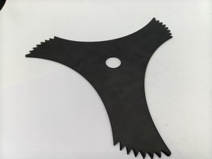 Lame <span class=keywords><strong>de</strong></span> débroussailleuse ondulée 300 mm 3T, alésage 25,4 mm, épaisseur 3,0 mm, en acier robuste pour l'entretien des espaces verts et des zones légèrement infestées d'herbe - Product Image 4