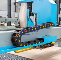 Routeur CNC HOLZTECH 1325 à ATC linéaire, nouvelle conception, machine de gravure sur bois hybride à servomoteurs pour la fabrication de portes d'armoires