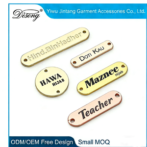Etiqueta metálica ovalada rectangular personalizada con logotipo en relieve y esmalte, etiqueta de lujo con letras para prendas - Product Image 5