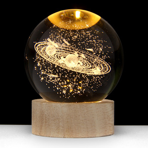 Lampe de Nuit Créative Lumineuse 3D en Forme de Boule de Cristal avec Gravure Intérieure, Décoration Astronaute et Lune, Cadeau d'Anniversaire - Product Image 6