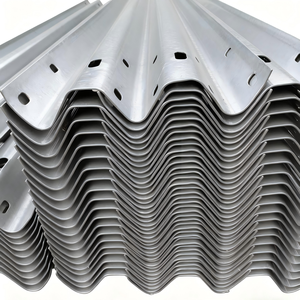 Barriere Antiurto per Autostrade Strade Rurali Travi Ondulate in Acciaio Q235 Zincato a Caldo Pannelli Guardrail ad Alto Impatto - Product Image 1