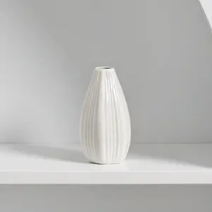 Vas Keramik Warna Kecil Ornamen Bunga Kering Minimalis untuk Dekorasi Rumah Meja Kantor dan Pernikahan
