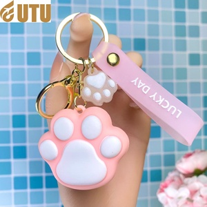 Porte-clés créatif en plastique en forme de patte de chat, design cœur mignon pour fille, pendentif de voiture, cadeau pour couple - Product Image 3