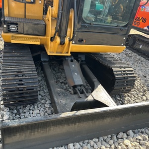 Miniexcavadora CAT306 de Operación Flexible y Bajo Ruido en Oferta, Ideal para Excavación de Zanjas en Aldeas y Pequeños Proyectos de Construcción - Product Image 5