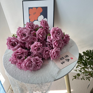 Flores Artificiales de Gardenia y Rosa de Seda, Hechas a Mano, con 3 Cabezas, para Decoración de Bodas y Hogar - Product Image 2