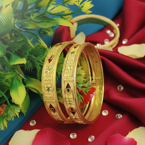 Designer Meenakari Royal Fine Bangles Set Bijoux élégants en plaqué or pour les femmes Mariage et fête Wear - Product Image 3