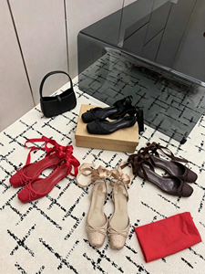 Sandalias de Novia de Satén con Pedrería, Punta Cuadrada, Estilo Bailarina, con Cinta en el Tobillo y Tira Trasera, Suela de Cuero Vacuno y Forro de Piel de Oveja - Product Image 1