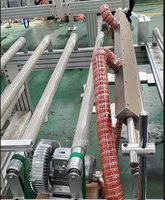 Ligne de production complète de laminage à chaud PUR, machine automatique de collage de surfaces de panneaux pour tous types de panneaux à base de bois