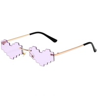 Lunettes à monture métallique de protection UV Lunettes de plage de couleur bonbon pour fête Lunettes de soleil irrégulières sans monture avec cœur