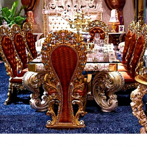 Juego de Comedor de Estilo Real con Tallados Elaborados, Muebles de Comedor con Acabado Dorado de Lujo, Juego de Comedor Hecho a Mano de la Mejor Calidad - Product Image 1