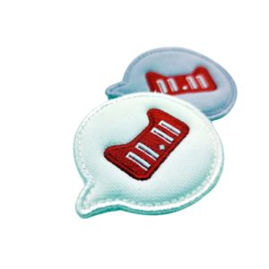 Patch brodé personnalisé 3D en sergé tissé à la machine, éco-responsable, thermocollant, à coudre, avec crochets et boucles, auto-adhésif - Product Image 3