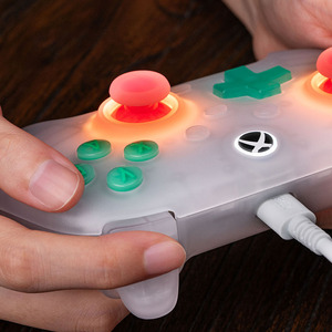 Manette filaire 8BitDo <span class=keywords><strong>Ultimate</strong></span> Mini pour <span class=keywords><strong>Xbox</strong></span> avec joysticks et gâchettes à effet Hall, compatible avec <span class=keywords><strong>Xbox</strong></span> Series et <span class=keywords><strong>Xbox</strong></span> Windows 10/11 - Product Image 5