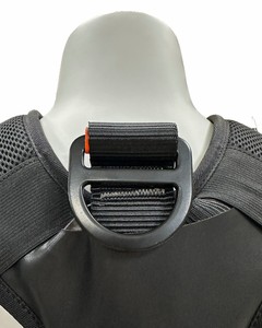 อุปกรณ์กู้ภัยกลางแจ้งทำจากโพลีเอสเตอร์สวมใส่สบายพร้อมสายรัดหน้าอกปรับได้ห้าจุดผ่านการรับรอง CE - Product Image 5