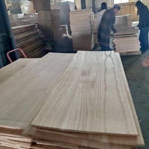 Panneaux en bois massif de Paulownia en gros, bois de Paulownia Kiri, <span class=keywords><strong>acheter</strong></span> du bois de Paulownia pour la décoration intérieure - Product Image 1