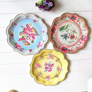 Assiettes de dîner rondes en <span class=keywords><strong>porcelaine</strong></span> bleue <span class=keywords><strong>et</strong></span> blanche de style chinois du Zhejiang, plateaux de fête, plats vintage à bordure dentelée, assiettes jetables - Product Image 3