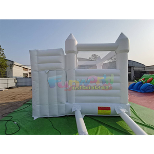 Castillo inflable comercial blanco para fiestas de cumpleaños infantiles al aire libre con tobogán y piscina de pelotas - Product Image 5