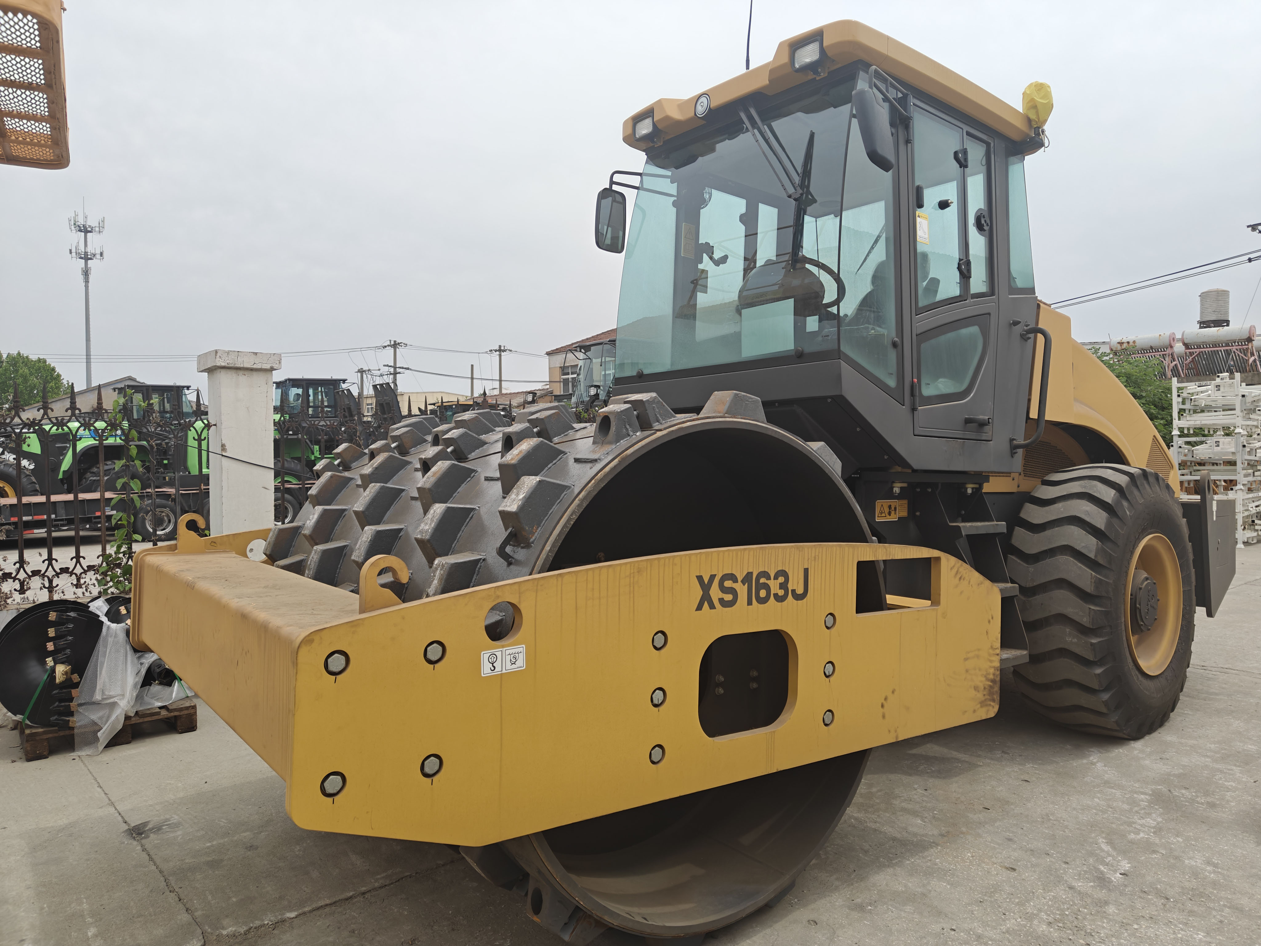 16-30 Ton Road Roller with Sheep Foot Roller Road Equipment 2wd