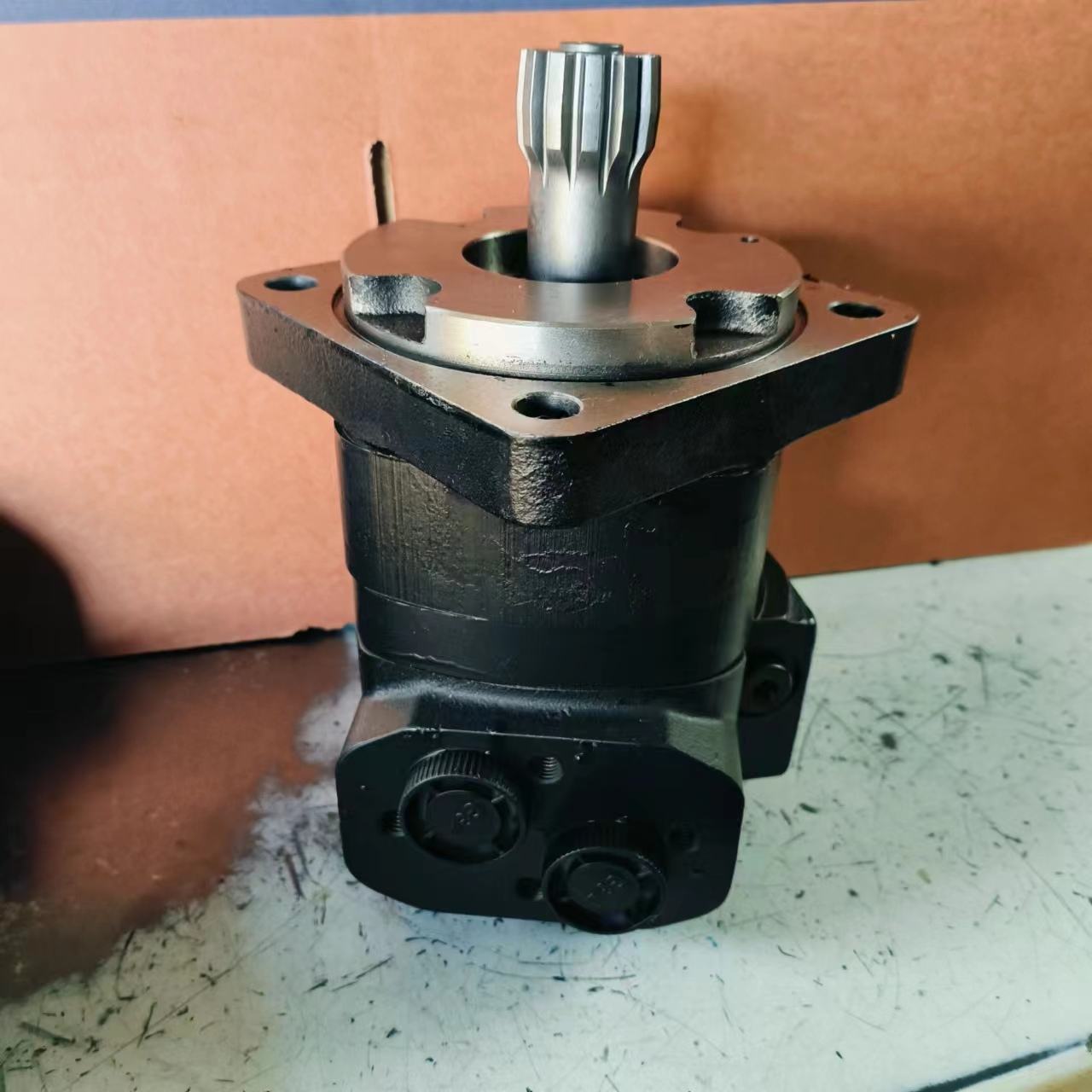 161-0085 Bob Cat Hydraulic Motor - 1 Year Warranty Support