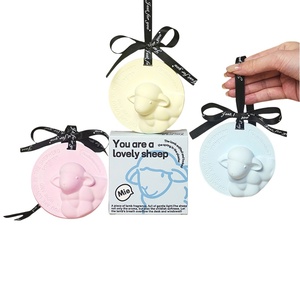 Pendentif d'aromathérapie solide Eau de Parfum au parfum d'agneau, senteur longue durée pour armoire, voiture, usage intérieur - Échantillon de luxe - Product Image 1