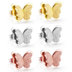 ต่างหูแฟชั่นขายส่งรูปผีเสื้อ ชุบทอง 18K สแตนเลสสตีล ดีไซน์น่ารักประดับเพชรซิคอนรูปหัวใจเล็กๆ - Product Image 5