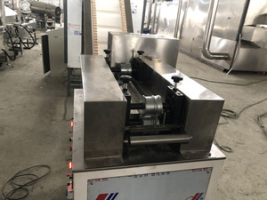 Machine d'extrusion pour snacks de maïs soufflé, snacks fourrés au maïs, ligne de production de snacks fourrés au maïs, au fromage, au chocolat et aux confitures - Product Image 6