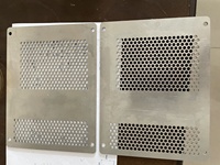 Fourniture d'usine ZHENYU trou d'émission de chauffage perforé en aluminium trou d'évent d'écran de sécurité de découpe laser pour machines
