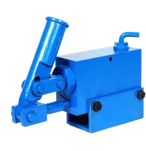 משאבת חירום ידנית כפולה הפעלה הידראולית מפלדה יצוקה 2000 PSI - Product Image 1