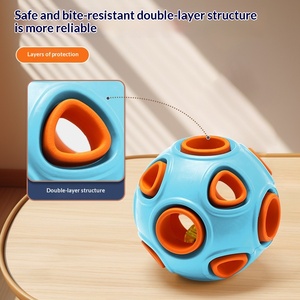 发光双层狗玩具球天然橡胶自清洁磨牙发声玩具 - Product Image 4