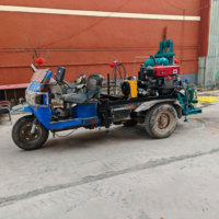 Dispositif de forage hydraulique diesel rotatif 25hp de forage portable monté sur tricycle 200m plate-forme de forage de puits mince
