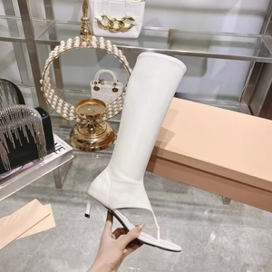 Stivali da Donna Nuovi 2025 di Marca Famosa con Punta Tonda, Tacco a Rocchetto, Punta Divisa, Design Traforato e Personalizzato - Product Image 6