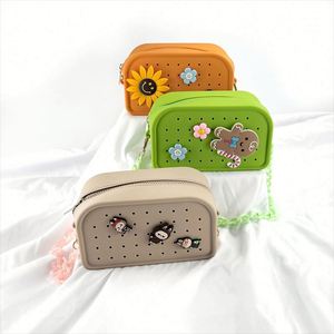 Sacs à bandoulière de maquillage portables à grande capacité, à la mode, en silicone, résistants à l'eau, avec fermeture éclair, poignée souple, pour hommes et femmes - Product Image 5