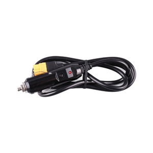 Cargador inteligente dual ToolkitRC de 500W 15A 1-6S para carga de baterías RC con adaptador para coche y conectores XT60 - Product Image 4