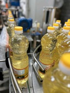 Huile de tournesol raffinée d'origine européenne - Product Image 3