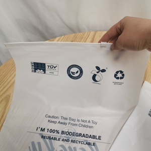 Bolsa Ziplock Biodegradable 100% Compostable, Sin Plástico, Base Vegetal, Transparente, de Almidón de Maíz, Esmerilada, para Ropa - Product Image 5