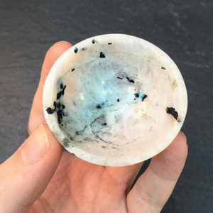 Rainbow Moonstone 2 Inch Gemstone <b>Bowl</b> Crystal Crafts Natural Stones Hand Carved Kitchen Decoration Reiki Rocks Gemstone <b>Bowl</b> - Product Image 4