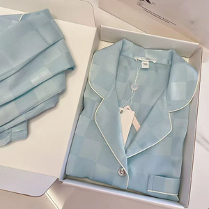 Pyjama en soie respirante à manches longues et coupe longue, motif petites cerises, style français haut de gamme, pour le printemps et l'automne, tenue d'intérieur, transfrontalier - Product Image 6