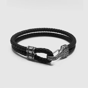 Charmes personnalisés en acier inoxydable plaqué <span class=keywords><strong>or</strong></span> <span class=keywords><strong>18</strong></span> <span class=keywords><strong>carats</strong></span> <span class=keywords><strong>Bracelet</strong></span> de créateur en corde avec du cuir pour hommes Vente en gros usine de fabrication de bijoux - Product Image 2